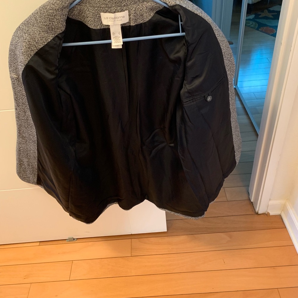 Jacket - Picture 3 of 3